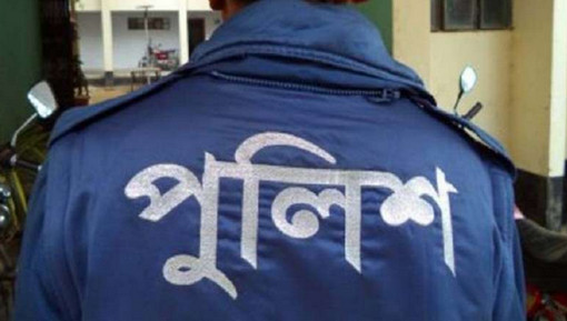 রাতে স্বামীর অবর্তমানে গৃহবধূর ঘরে গিয়ে ধরা পড়ল দারোগা