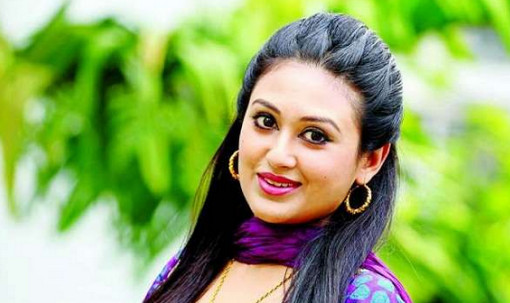 নিজের খোলামেলা ভিডিও নিয়ে যা বললেন কুসুম