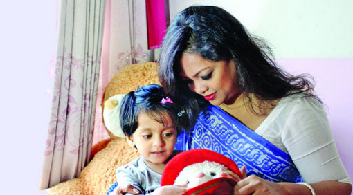 নারীদের মা হওয়ার সঠিক বয়স, কত বছর বয়সে প্রথমবার সন্তানধারণ করা উচিত।