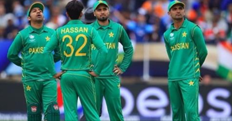 ১৩ পাকিস্তানি ক্রিকেটারকে দেশে ফেরার নির্দেশ