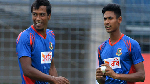 মুস্তাফিজ-রুবেলের বোলিংয়ে তৃপ্তি খুঁজে পাচ্ছেন মাশরাফি