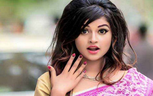 ৫ মিনিটে প্রেমে সাড়া দিবে যেকোনো সুন্দরী মেয়ে, যদি এই ৫ টি কথা তাদেরকে বলতে পারেন!! ১০০% প্রমানিত