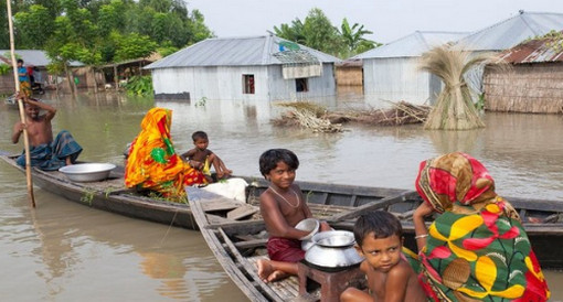 বন্যার সময় যে সকল বিষয়ে সর্তক থাকবেন