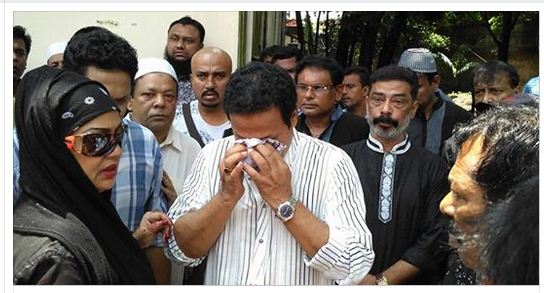 বাপ্পারাজকে সান্ত্বনা দিলেন শাবনুর