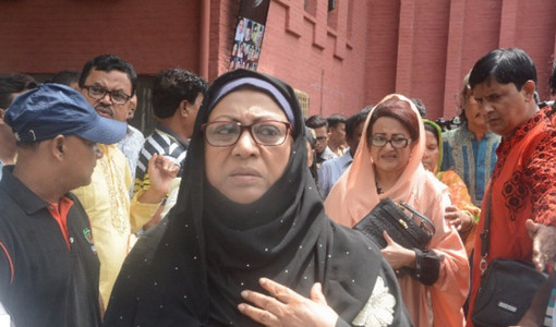 নায়কের মতোই বিদায় নিলেন রাজ্জাক : সুচন্দা