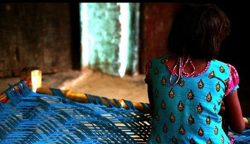 সিনেমা দেখে গর্ভবতী ১৩ বছরের কিশোরী!