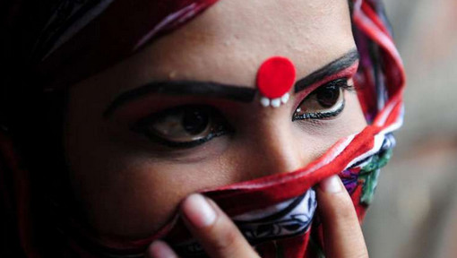 ‘পুলিশ ধরে নিয়ে নির্যাতন করছে, আবার টাকাও ছিনিয়ে নিচ্ছে’
