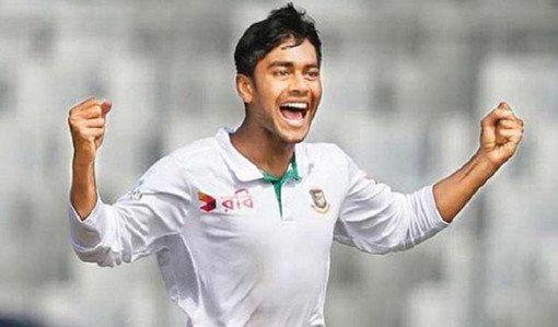 দিন শেষে ১৫ রানে ৩ উইকেট নেই অজিদের