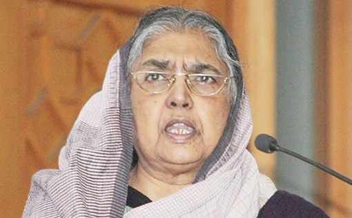 ‘আবোলতাবোল কথার কিন্তু একটা সীমা আছে, এটাও আপনি একটু মনে রাইখেন’
