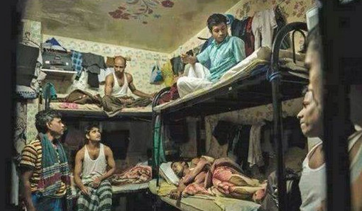 প্রবাস মানে অভিশপ্ত জীবন, এখানে দিন শুরু চোখের জলে