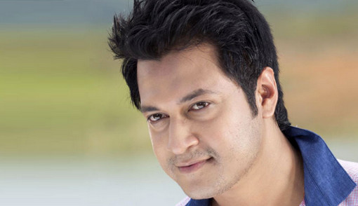 আমার মুখটা শুকিয়ে গেল, চোখে মুখে তখন আতঙ্ক : ইমন