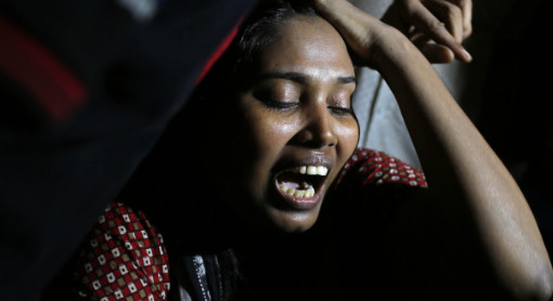 রোহিঙ্গা থেকে এক মুসলিম বোনর আর্তনাদ শুনুন মুসলিম হলে জ্বলে উঠবেন...