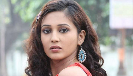 শেষ পর্যন্ত মিমির কাছেই ফিরছেন রাজ!