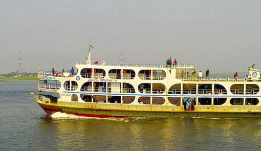 পদ্মায় ৩টি লঞ্চ ডুবি