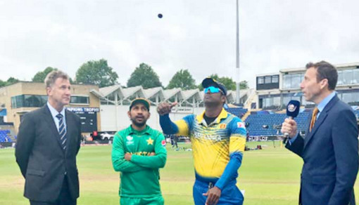ফিল্ডিংয়ে বিশ্ব একাদশ