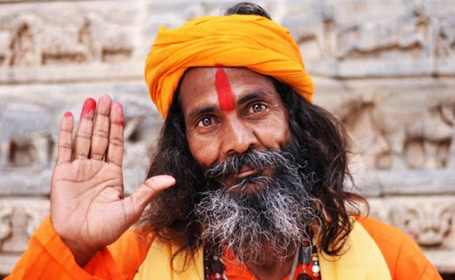 মায়ের সামনে মেয়েকে ধর্ষণ করেছে সাধু! পুরুষাঙ্গ কেটে দিয়েছে তরুণী!