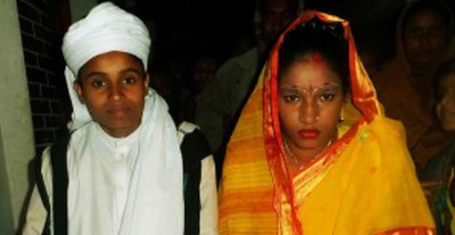 বগুড়ায় মেয়ে থেকে ছেলে রুপান্তরিত হয়ে বান্ধবীর সাথে বিবাহ বন্ধনে আবদ্ধ