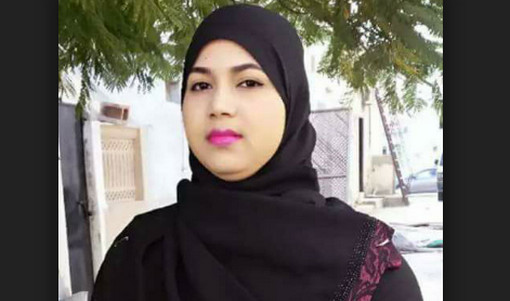 কক্সবাজারে ওমান প্রবাসী স্ত্রী `ইয়াবা সুন্দরী` আটক