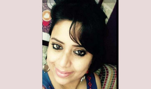 'মধ্যরাতে আমাকে ঘিরে ধরে মাতালেরা, এরপর শুরু করে...'