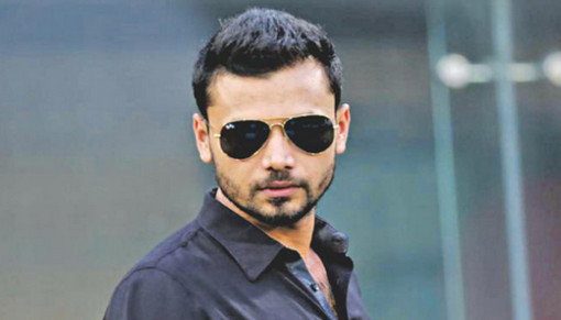 যে বিশেষ কারণে আগামীকাল রংপুরে যাবেন মাশরাফি