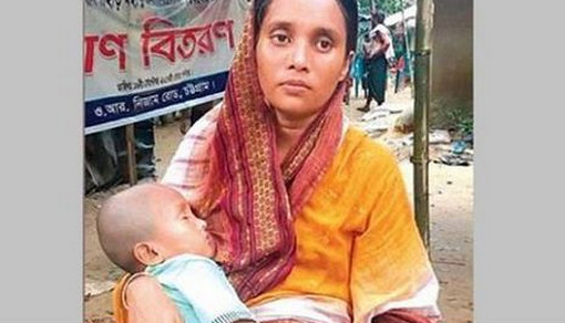 ত্রাণশিবিরে সিঁদুর মুছে নমাজ পড়তে বাধ্য হচ্ছেন হিন্দু রোহিঙ্গা মহিলারা