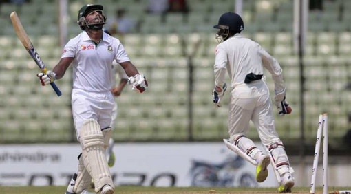 দক্ষিণ আফ্রিকা টেস্টে সারাদিনে বাংলাদেশের সম্বল মাত্র ১ উইকেট