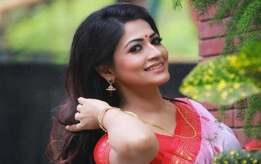 ‘এতো বুড়ো জামাইকে বিয়ে করা আমার উচিত হয়নি’