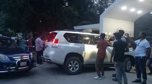 প্রধান বিচারপতির বাড়িতে আইনজীবী নেতারা