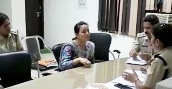 হানিপ্রীতকে গভীর রাত পর্যন্ত জেরা