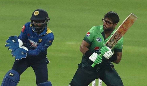 অভিষেক ম্যাচেই যাদু, কে এই বিষ্ময় যুবক!