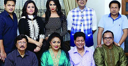 হঠাৎ মিশার বাসায় তারকার ঢল, কিন্তু কেন?