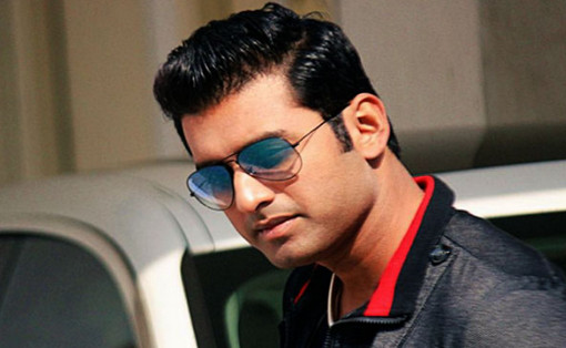 নিজেকে ঢেলে সাজাচ্ছেন অঙ্কুশ