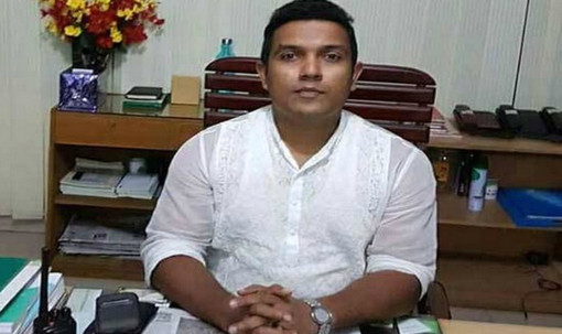 “আমি বলি আমার বাবা রিক্সা চালান”; ফেসবুক স্ট্যাটাসটা পড়ে চোখের পানি ধরে রাখতে পারলাম না