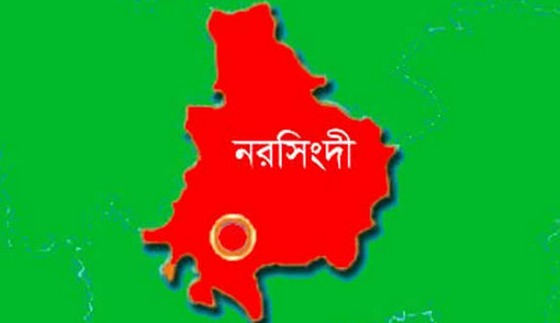 প্রতিবেশি যুবকের সাথে প্রবাসীর স্ত্রীর পরকীয়া দেখে ফেলাই ভয়ানক কাল হলো কিশোরীর। (ভিডিও সহ)