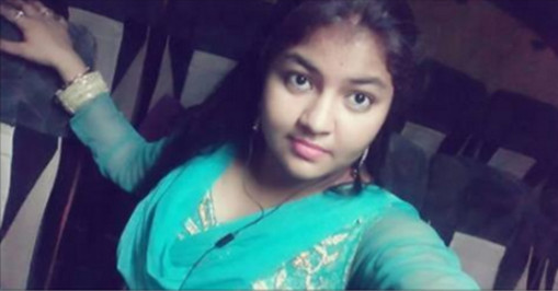 যে ভাবে পুরুষাঙ্গ ঢুকালে মেয়েরা অনেক বেশি তৃপ্তি পায় এবং কি মেখে ঢুকালে স্ত্রী চরম আরাম পায়