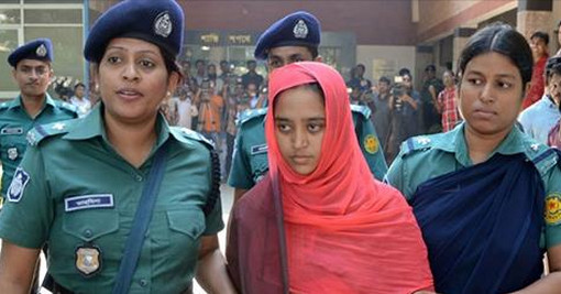 পরকীয়া প্রেমে আর্জিনাই প্রথম প্রস্তাব দিয়েছিল শাহীনকে