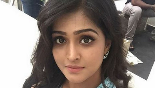 স্বামী আমার চেয়ে ২০ বছরের বড় জেনেই বিয়ে করেছি !! কিন্তু বিয়ের পর যা ঘটল (ভিডিও সহ)