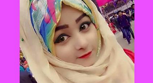 মিলনকালে মেয়েদের গোপনাঙ্গে পুরুষাঙ্গ ঢোকানোর আগে এই জিনিসটা করলে ১৫-২০ মিনিট মিলন করতে পারবেন ,(ভিডিও সহ)