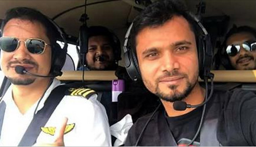হেলিকপ্টারে উড়ে চট্টগ্রামে গেলেন মাশরাফি