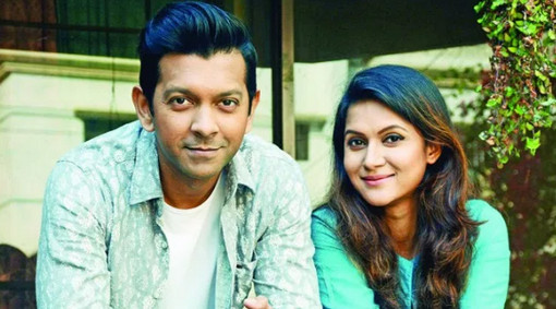 তাহসানের সঙ্গে নিয়মিত কথা হয়, বাইরে বেড়াতে যায়: মিথিলা