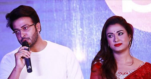 শুটিং করতে ‘বাহুবলী’র সেটে শাকিব-ববি