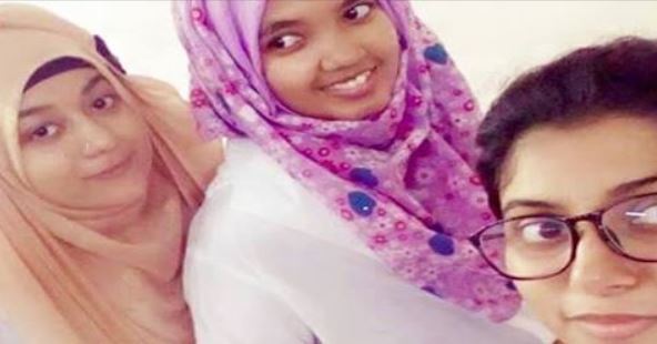 যে কাজগুলো করলে মেয়েরা আকৃষ্ট হবেই!
