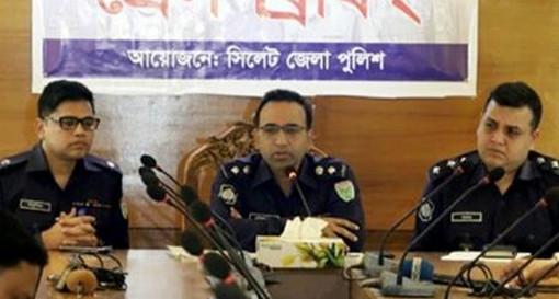পুলিশে চাকুরির জন্য কেউ দালালের শরণাপন্ন হলে তার প্রার্থীতা বাতিল