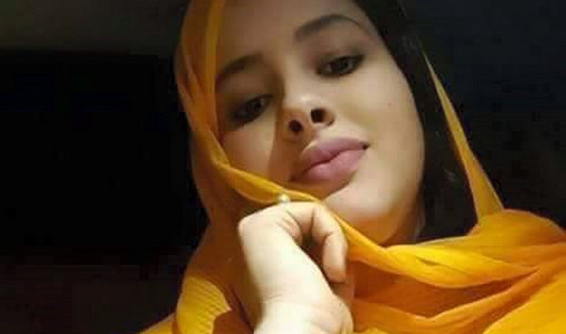 কীভাবে আপনার স্ত্রীর গোপন অঙ্গে আদর করলে বেশি তৃপ্তি পায় জেনে নিন, জীবনে কাজে দিবে। (ভিডিও সহ)