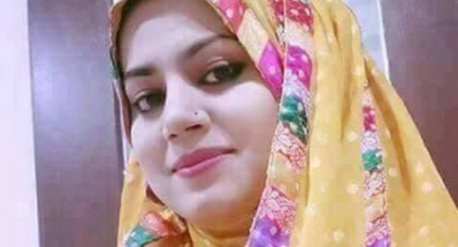 নিজের বাহিদা মেটাটে সিঙ্গেল মহিলারা কি কি করে? ভিডিওতে দেখুন উত্তেজিত মেয়েদের ৬টি কর্ম।।