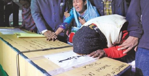 ট্রাফিক আইন ভাঙায় তিন মাস পর প্রবাসি ভাইয়ের লাশ ফেরত দেওয়া হল দেশে একেমন মানবতা, শেয়ার করে সারা বিশ্বকে জানিয়ে দিন