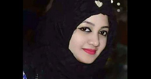 যুবক ছেলে ও বিবাহিতরা জেনে নিন, মেয়েরা যদি ছেলেদের শুক্রানু পান করে গর্ভবতী হতে পারে কিনা ?