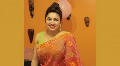 ‘আমার কাপড় নিয়ে অনেকে খুব উত্তেজিত’