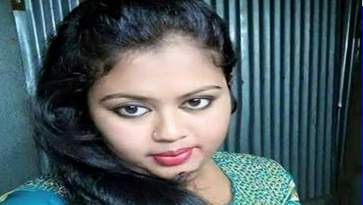 মেয়েদের যেখানে স্পর্শ করলে জোর করে সহবাস করবে মেয়েরাই, জানতে হলে দেখুন ভিডিওটি