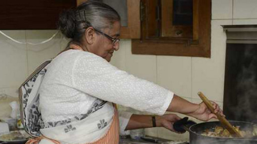 আবারো রান্না ঘরে প্রধানমন্ত্রী শেখ হাসিনা